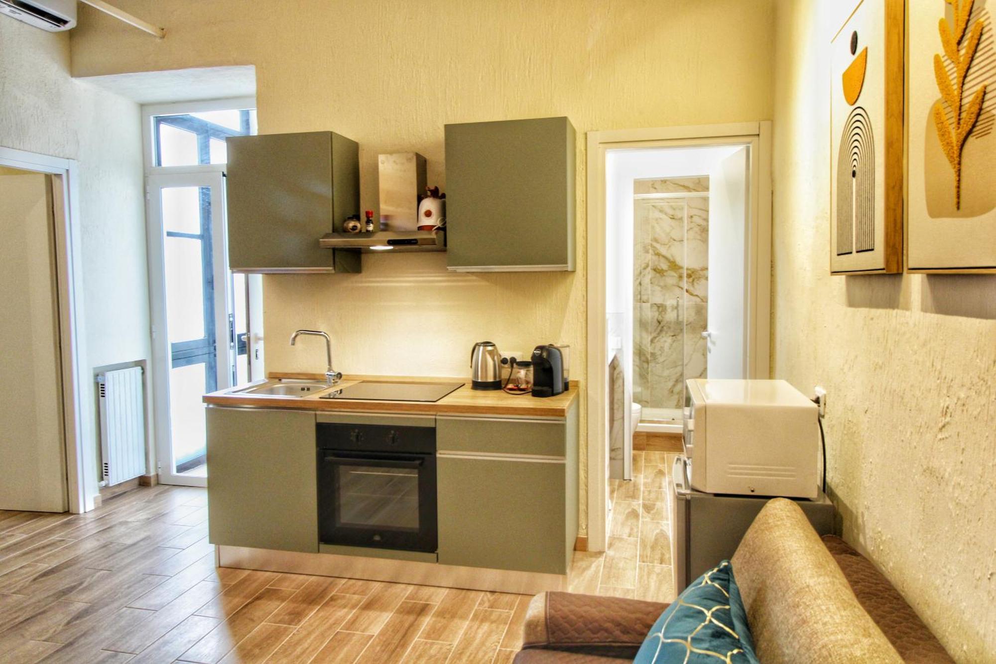 Lovely 2 Bedroom Apartment By Yourhost Rome Exterior photo